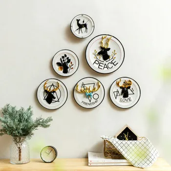 

Northern Europe Cartoon Deer Resin Plate Wall Hangings Craftwork Decorations Restaurant Corridor Wall Art Decorations X1069