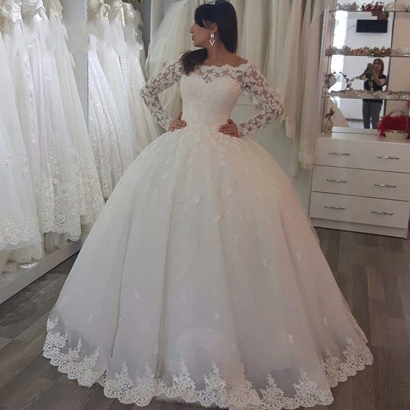 Vestidos De Novias Lace A Line Royal White Wedding dress Bride 2019 Appliques Long Sleeves Cheap Dubai Wedding dresses Vintage
Vestidos De Novias Lace A Line Royal White Wedding dress Bride 2019 Appliques Long Sleeves Cheap Dubai Wedding dresses Vintage