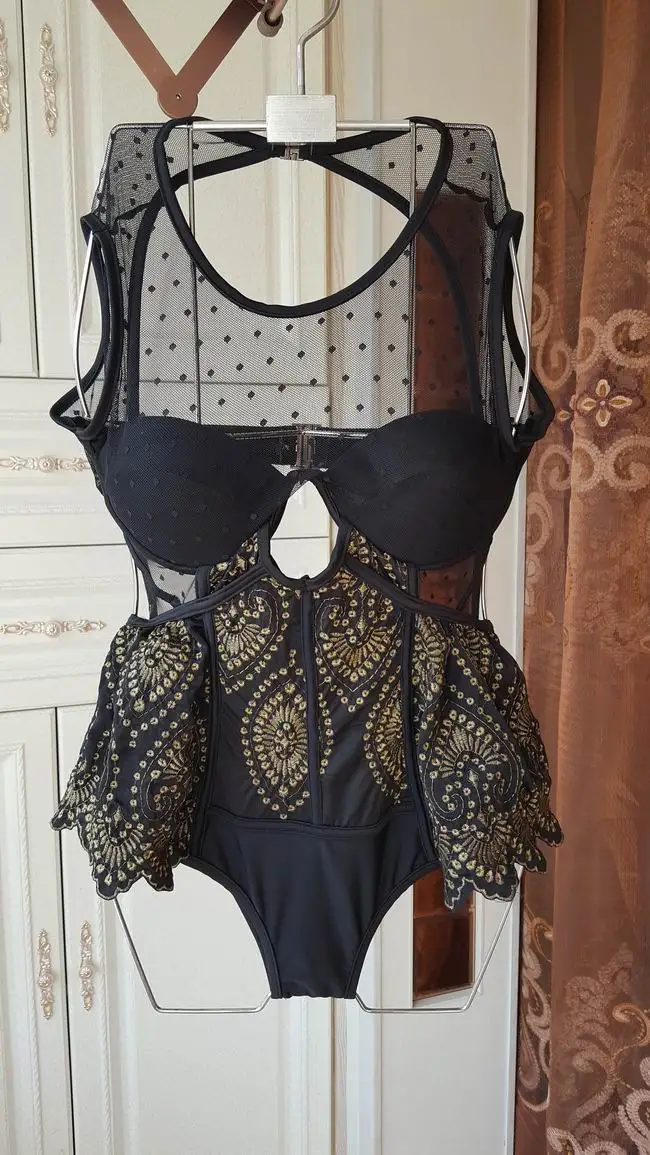 2019 New Women Girl Sexy Swimwear Black Lace Bikini Swimsuit Female Swimming Suits Summer Woman Bathing Suit Swim Beach Wear
2019 New Women Girl Sexy Swimwear Black Lace Bikini Swimsuit Female Swimming Suits Summer Woman Bathing Suit Swim Beach Wear