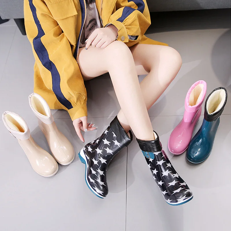 Removeable Velvet Rain Boots Women Bow Ankle Boot Fashion Flat Heels Booties Rainboots Waterproof Woman Rain Shoes Plus Size
Removeable Velvet Rain Boots Women Bow Ankle Boot Fashion Flat Heels Booties Rainboots Waterproof Woman Rain Shoes Plus Size