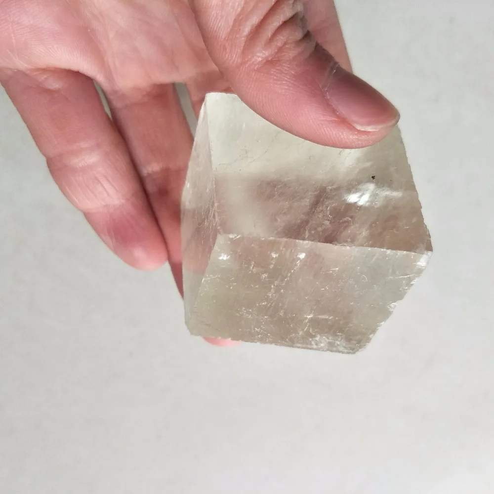DHX SW Natural big size square calcite stones Iceland spar Quartz Crystal Rock Energy Mineral Specimen
DHX SW Natural big size square calcite stones Iceland spar Quartz Crystal Rock Energy Mineral Specimen
