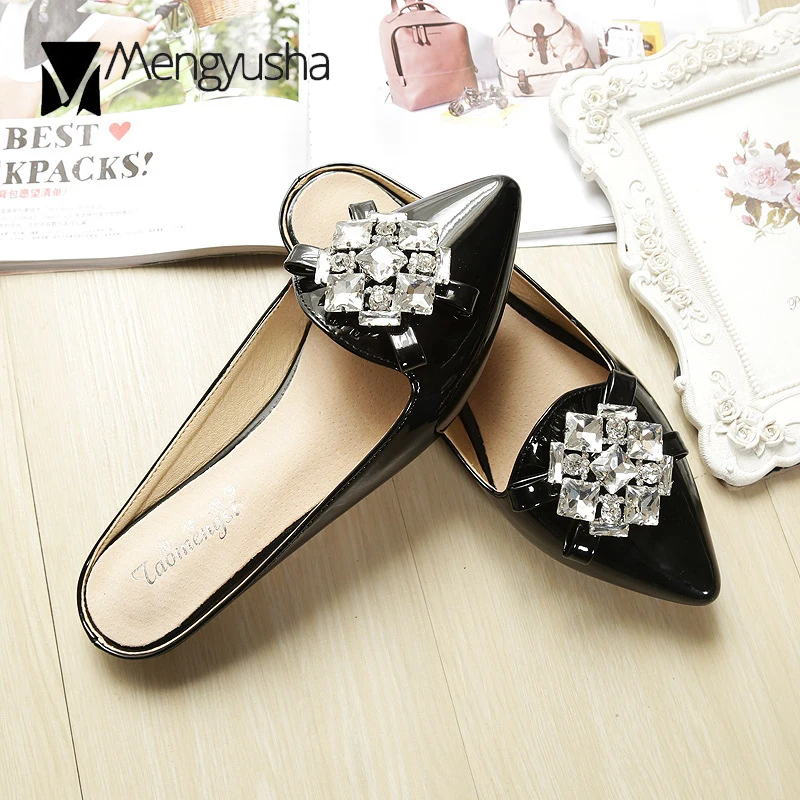 Rhinestone bow-knot slides girls flip flops woman brand designer japanned leather cozy slip on shoes summer slippers flat slides
Rhinestone bow-knot slides girls flip flops woman brand designer japanned leather cozy slip on shoes summer slippers flat slides