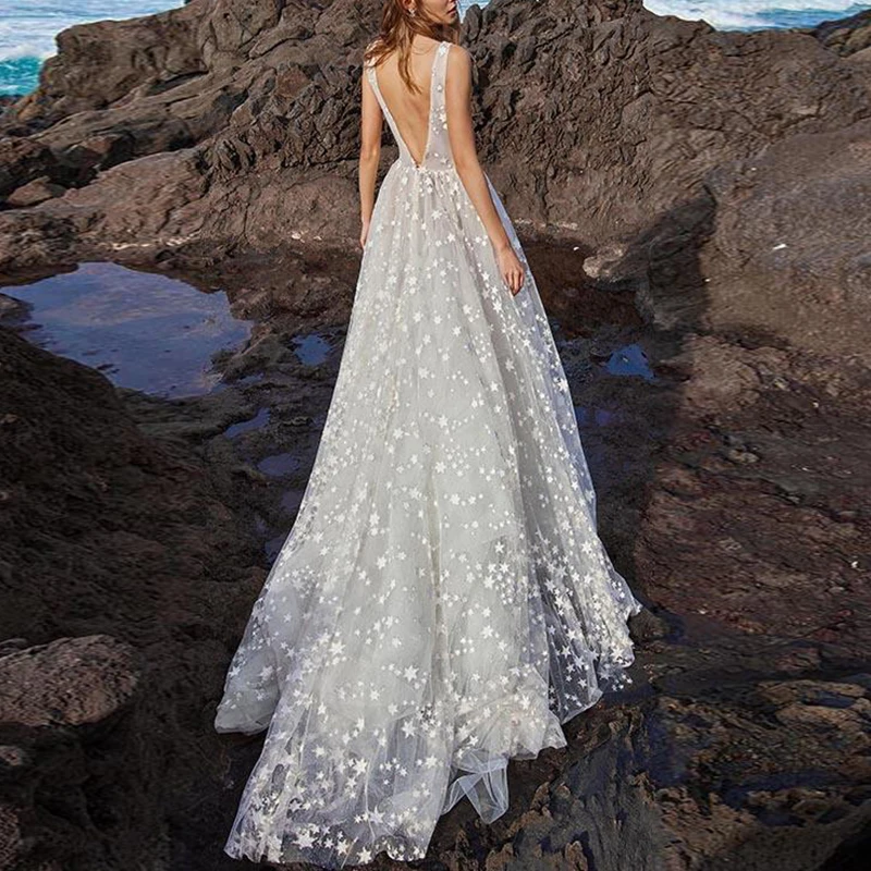 Women Sweet Dress Sexy Deep V-Neck Sleeveless Wedding Fairy Tulle Summer Ladies White Flared Maxi Long Dress
Women Sweet Dress Sexy Deep V-Neck Sleeveless Wedding Fairy Tulle Summer Ladies White Flared Maxi Long Dress