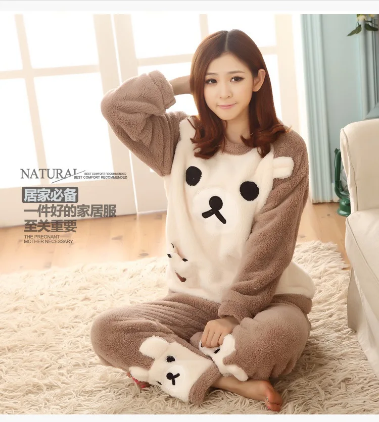 Autumn and winter pajamas women long-sleeved flannel thick cute home service coral velvet XL large loose student suits
Autumn and winter pajamas women long-sleeved flannel thick cute home service coral velvet XL large loose student suits