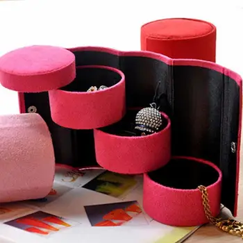 Hot Sales Jewelry Case Stylish Retro Travel Three-Layer Roll-up Snap Storage Velvet Jewelry Box for Earring Bracelet Necklace &
Hot Sales Jewelry Case Stylish Retro Travel Three-Layer Roll-up Snap Storage Velvet Jewelry Box for Earring Bracelet Necklace &