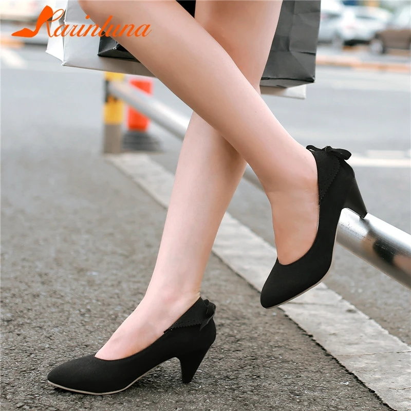 KARINLUNA Brand Design Plus Size 28-52 Pointed Toe Bowtie High Heles Shoes Woman Casual Party Office Spring Autumn Pumps
KARINLUNA Brand Design Plus Size 28-52 Pointed Toe Bowtie High Heles Shoes Woman Casual Party Office Spring Autumn Pumps
