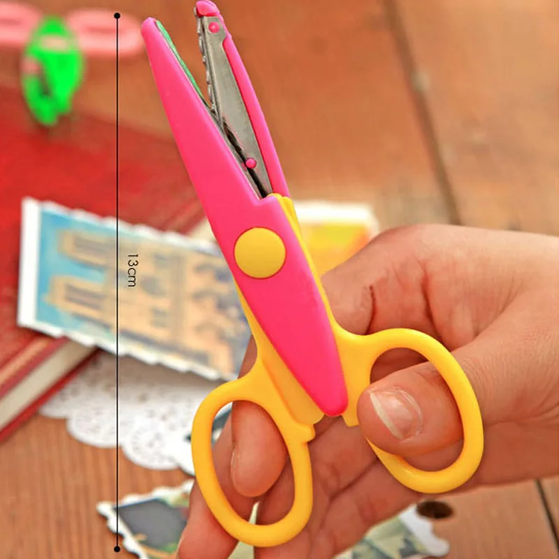 Random Color 1Set/6pcs Design Decorative Wave Lace Edge Craft School Scissors DIY for Scrapbook Handmade Kids Artwork Card Safe
Random Color 1Set/6pcs Design Decorative Wave Lace Edge Craft School Scissors DIY for Scrapbook Handmade Kids Artwork Card Safe