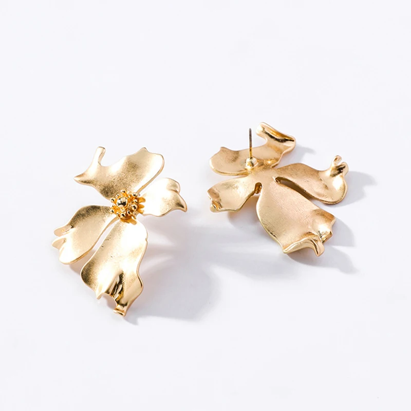 SRCOI Vintage Fashion Gold Silver Color Metal Flower Earrings Personality Big Statement Stud Earrings Women Jewelry Accessories
SRCOI Vintage Fashion Gold Silver Color Metal Flower Earrings Personality Big Statement Stud Earrings Women Jewelry Accessories