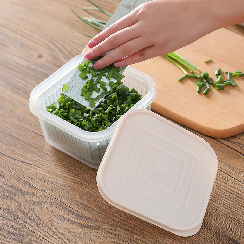 Square transparent double-layer sealed fresh-keeping box of onion ginger and garlic fresh box storage box 13.5*13.5*7.5cm
Square transparent double-layer sealed fresh-keeping box of onion ginger and garlic fresh box storage box 13.5*13.5*7.5cm