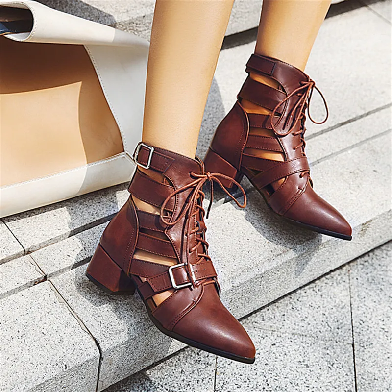 2019 New Women Gladiator Sandals Pointed Toe Ankle Boots Summer Bootie Gothic Buckle Thick Sole Platofrm Square High Heels Shoe
2019 New Women Gladiator Sandals Pointed Toe Ankle Boots Summer Bootie Gothic Buckle Thick Sole Platofrm Square High Heels Shoe