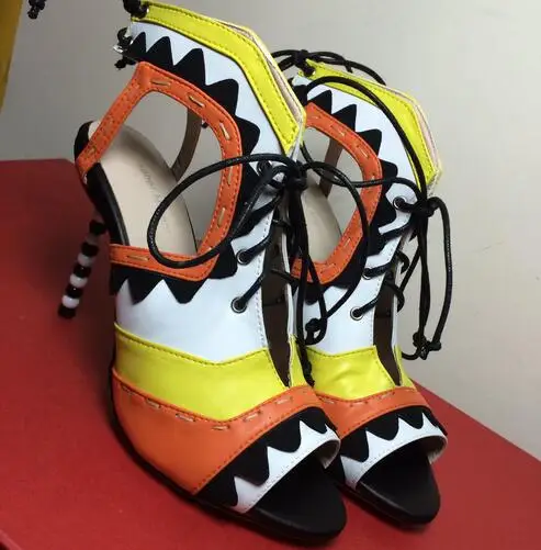Hot Fashion Full Design Brand Sandals Sexy Pearl High heels Sandala Women Mixed Color Stress Snap Style shoes Gladiator Sandals
Hot Fashion Full Design Brand Sandals Sexy Pearl High heels Sandala Women Mixed Color Stress Snap Style shoes Gladiator Sandals