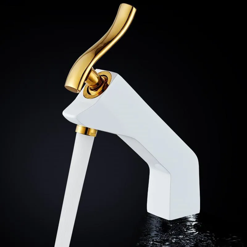 Bathroom Basin Faucets Brass Hot & Cold Sink Mixer Tap Single Handle Deck Mounted Faucet Lavatory Water Crane Tap Horse Shape
Bathroom Basin Faucets Brass Hot & Cold Sink Mixer Tap Single Handle Deck Mounted Faucet Lavatory Water Crane Tap Horse Shape