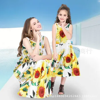 Mother Daughter Dress Family Matching Clothes Pajamas Summer Sunflower Print Mommy and Me 100%cotton Small Profits Hot Sale
Mother Daughter Dress Family Matching Clothes Pajamas Summer Sunflower Print Mommy and Me 100%cotton Small Profits Hot Sale