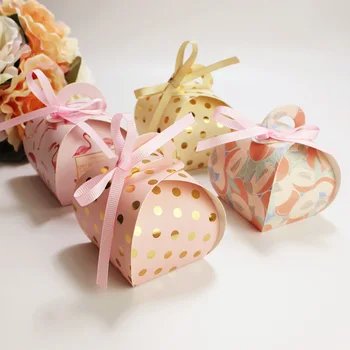 50pcs Golden Dots Gift Box Flamingo Paper Candy Boxes Hot stamping Wedding Box for Gifts Chocolate Birthday Party Gift Packaging
50pcs Golden Dots Gift Box Flamingo Paper Candy Boxes Hot stamping Wedding Box for Gifts Chocolate Birthday Party Gift Packaging