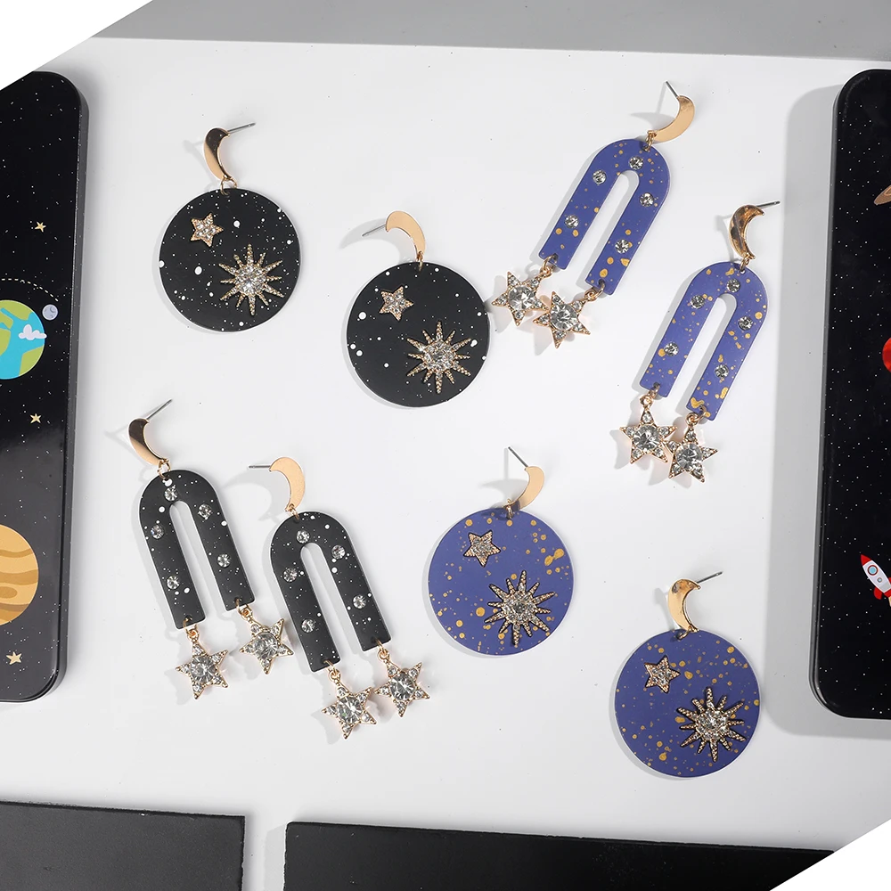 New Fashion Shiny Crystal Star Moon Earrings for Girls 2019 Cubic Zirconia Universe Planet Star Dangle Earring Jewelry Brincos
New Fashion Shiny Crystal Star Moon Earrings for Girls 2019 Cubic Zirconia Universe Planet Star Dangle Earring Jewelry Brincos