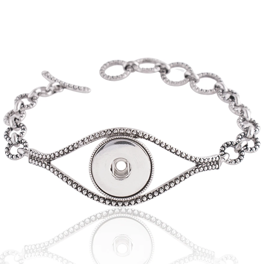 2017 Hot Silver Color High quality Eye Charm 23cm Adjustable Bracelets For Women Men Classic Snap Button Jewelry Fit 20mm Snap
2017 Hot Silver Color High quality Eye Charm 23cm Adjustable Bracelets For Women Men Classic Snap Button Jewelry Fit 20mm Snap