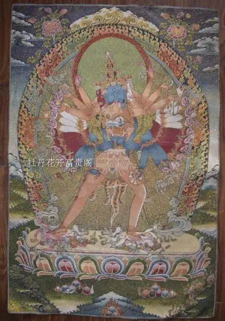 Chinese Antique collection the Thangka embroidery Kalachakra dus khor diagram
Chinese Antique collection the Thangka embroidery Kalachakra dus khor diagram