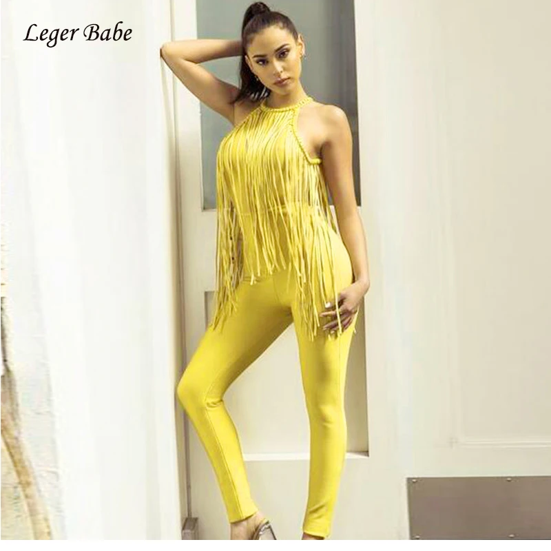 Leger Babe 2018 New Fashion Designer Yellow Halter Sleeveless Long Fringe Beading Women Bodycon Bandage Tassel Jumpsuits Runway
Leger Babe 2018 New Fashion Designer Yellow Halter Sleeveless Long Fringe Beading Women Bodycon Bandage Tassel Jumpsuits Runway