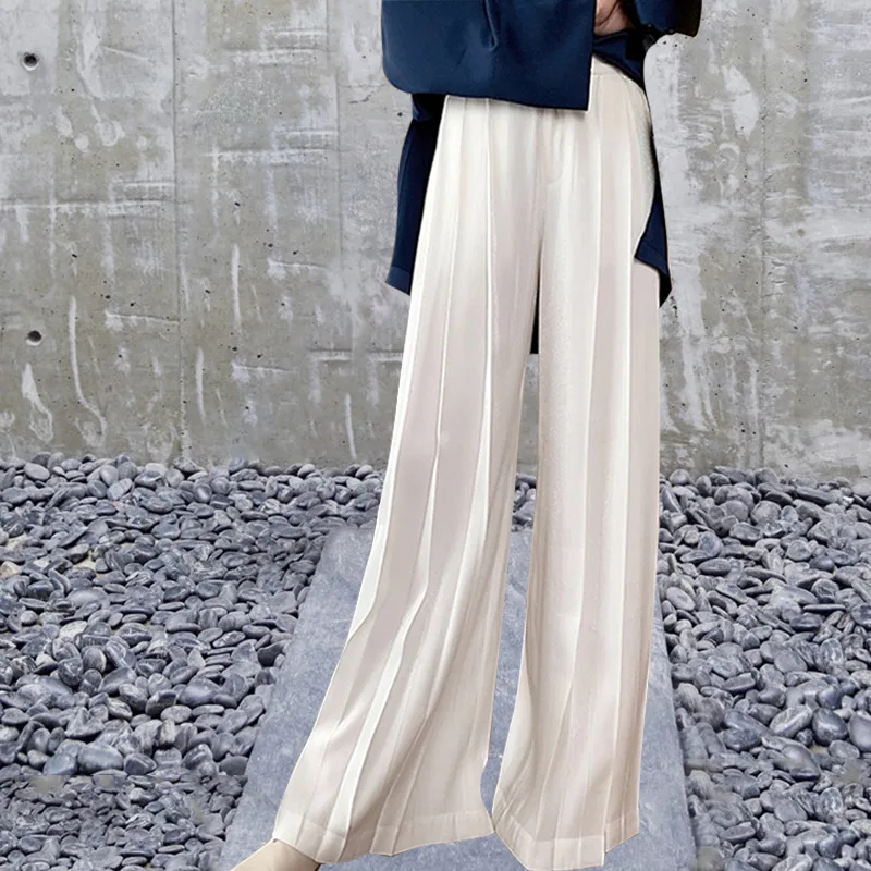 Summer Women's Wide Leg Pants 2019 Fashion Pleated Design Loose Long Casual Thin Cool Pants Women
Summer Women's Wide Leg Pants 2019 Fashion Pleated Design Loose Long Casual Thin Cool Pants Women