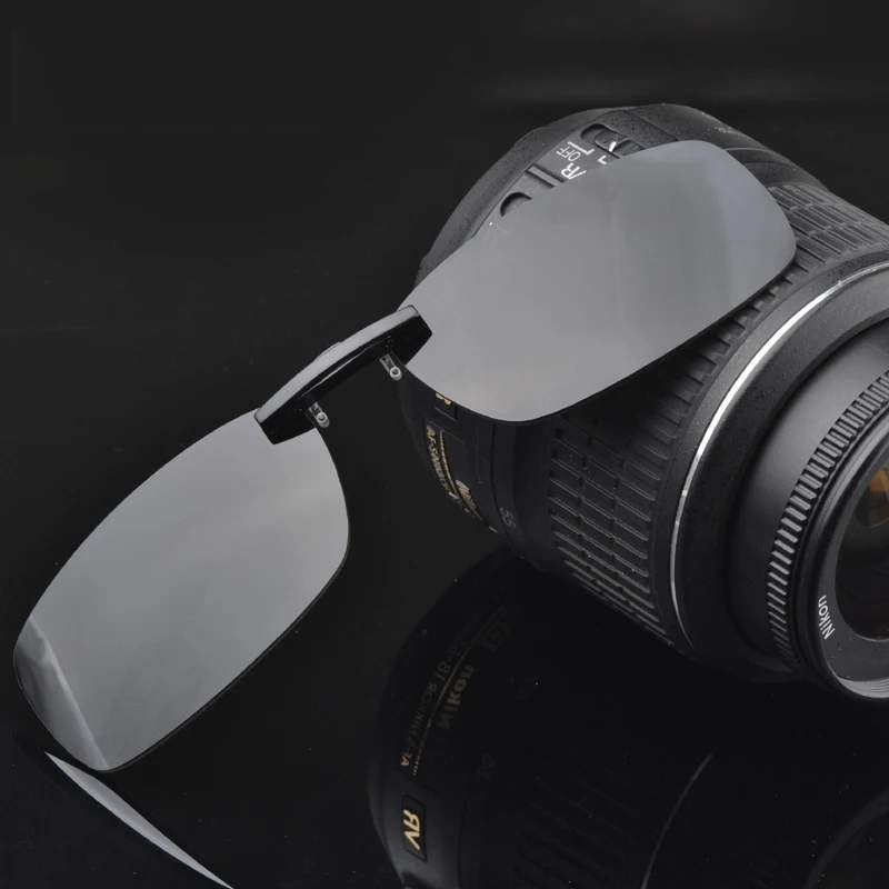 DRESSUUP High Quality Polarized Clip On Glasses Driving Sunglasses Flip Up Lens Anti-UVA Anti-UVB For Women Men Unisex
DRESSUUP High Quality Polarized Clip On Glasses Driving Sunglasses Flip Up Lens Anti-UVA Anti-UVB For Women Men Unisex