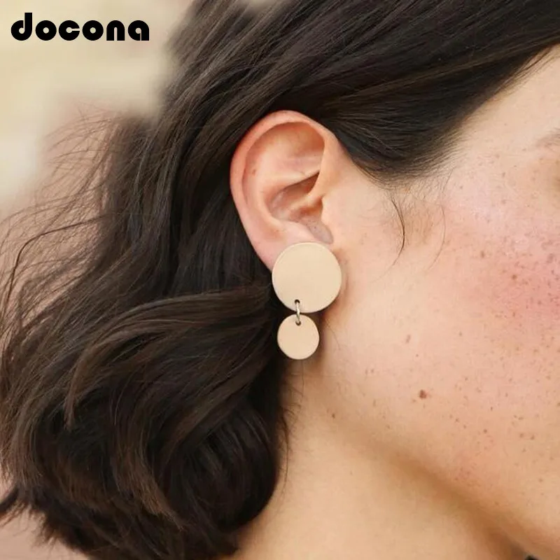 Docona Punk Gold Color Round Drop Dangle Earring for Women Girl Double Circle Pendant Earrings Statement Jewelry Oorbellen 4819
Docona Punk Gold Color Round Drop Dangle Earring for Women Girl Double Circle Pendant Earrings Statement Jewelry Oorbellen 4819