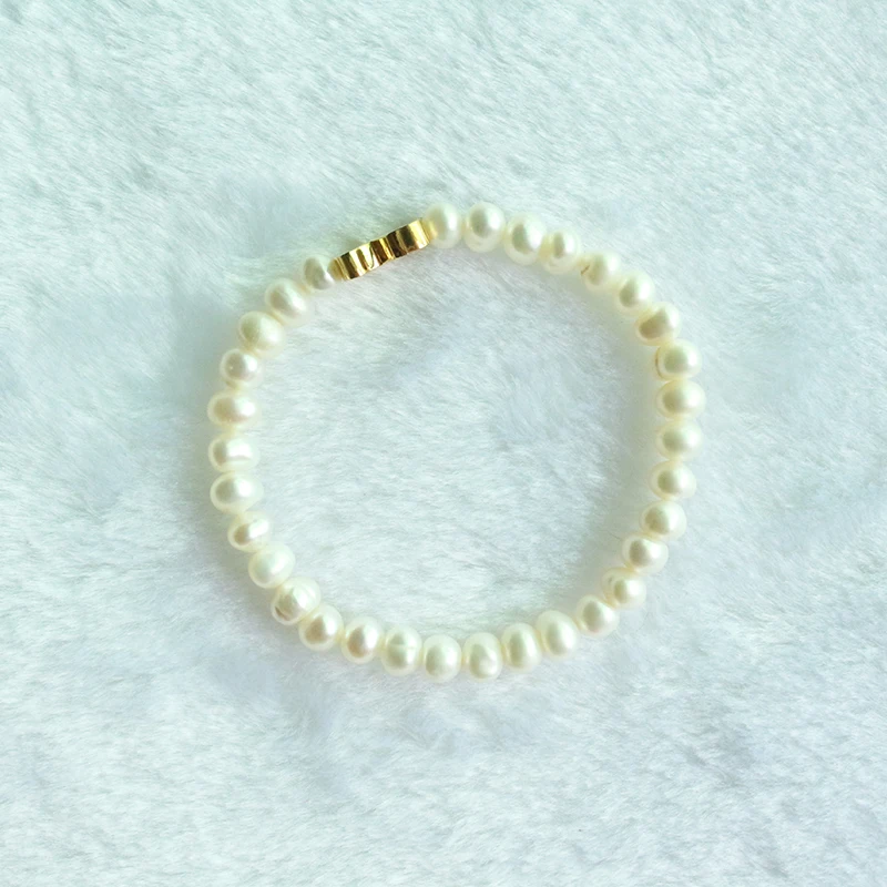 New Year Freshwater Pearls Bracelet, Fashion Pearls Bracelet Jewelry, Pearls Beads Bracelet, A Beautiful Wedding Gift For You
New Year Freshwater Pearls Bracelet, Fashion Pearls Bracelet Jewelry, Pearls Beads Bracelet, A Beautiful Wedding Gift For You