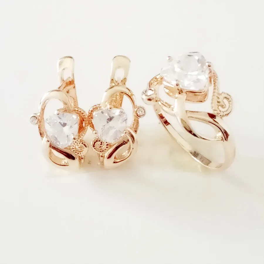 Romantic jewelry Set Rose Gold Color Jewelry Set Fashion Wedding Clear Zircon Heart Shape Design Earring+Ring Jewelry Sets
Romantic jewelry Set Rose Gold Color Jewelry Set Fashion Wedding Clear Zircon Heart Shape Design Earring+Ring Jewelry Sets