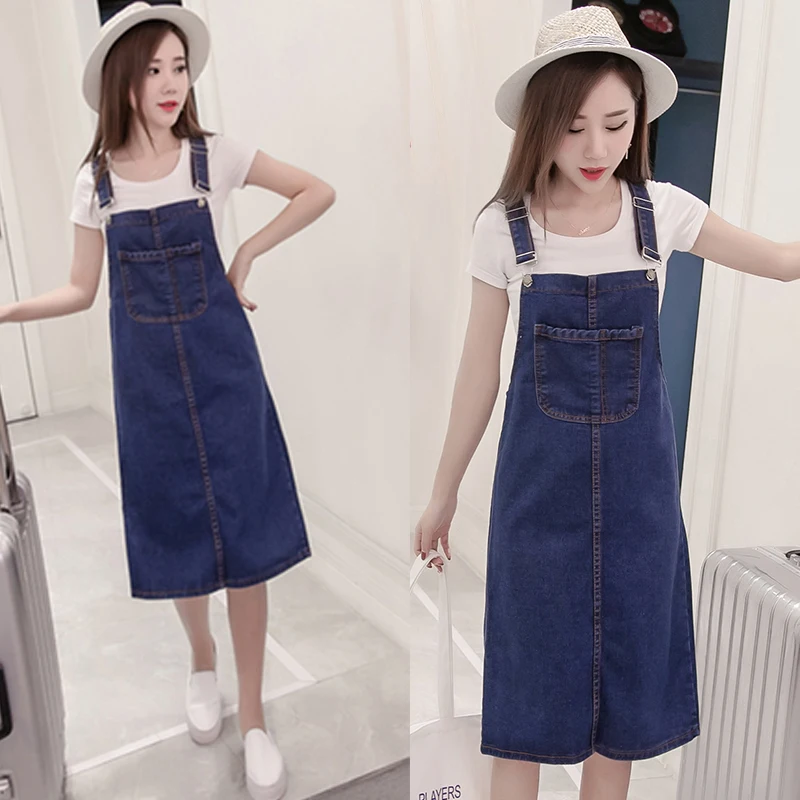 Denim suspender dress and the slim student han version of the loose denim dress 2019 spring style
Denim suspender dress and the slim student han version of the loose denim dress 2019 spring style