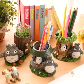Office Table Small Pen Holder Creative Fashion Totoro Desktop Ornaments Cute Cartoon Personality Makeup Brush Cosmetic Storage
Office Table Small Pen Holder Creative Fashion Totoro Desktop Ornaments Cute Cartoon Personality Makeup Brush Cosmetic Storage