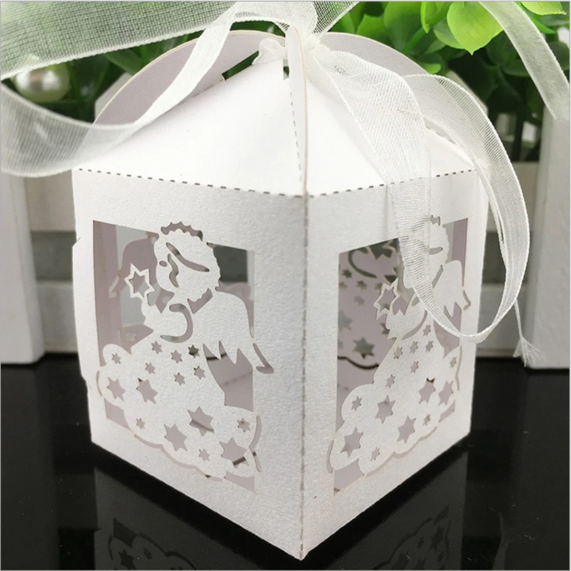 50pcs Angel Shaped Laser Cut Hollow Carriage Favors Box Gifts Candy Boxes With Ribbon Baby Shower Wedding Event Party Supplies
50pcs Angel Shaped Laser Cut Hollow Carriage Favors Box Gifts Candy Boxes With Ribbon Baby Shower Wedding Event Party Supplies