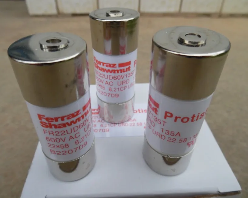 Предохранители: FR22UD60V125T 600VAC URD 125A 6 21 CP 22 58 125 A220708/FR22UD60V135T B220709 aR | Автомобили и