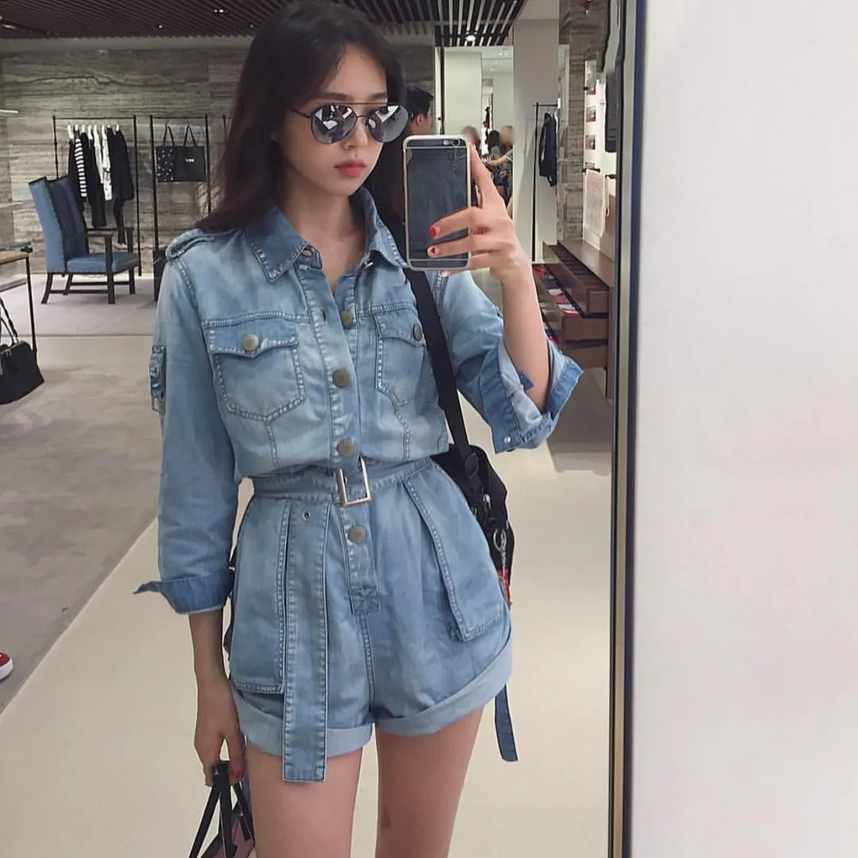 Fashion Streetwear Jeans Jumpsuit Causal Women Sashes Pockets Elastic High Waist Shorts Denim Rompers Summer Wide Leg Overalls
Fashion Streetwear Jeans Jumpsuit Causal Women Sashes Pockets Elastic High Waist Shorts Denim Rompers Summer Wide Leg Overalls