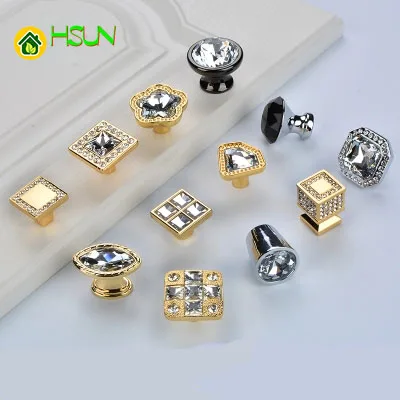 2Pcs Diamond handle single hole golden style modern contracted Hollywood wardrobe door drawer shoe cabinet crystal handle
2Pcs Diamond handle single hole golden style modern contracted Hollywood wardrobe door drawer shoe cabinet crystal handle