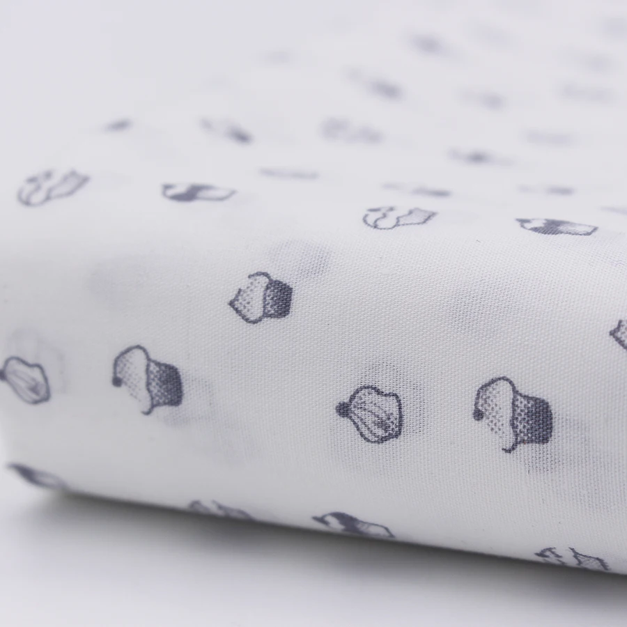 CMCYILING Cotton Fabric Printed Cartoon Cake Poplin Cloth For Sewing Dress Shirt Clothing Handicrafts 1 Pcs 50cmx150cm
CMCYILING Cotton Fabric Printed Cartoon Cake Poplin Cloth For Sewing Dress Shirt Clothing Handicrafts 1 Pcs 50cmx150cm