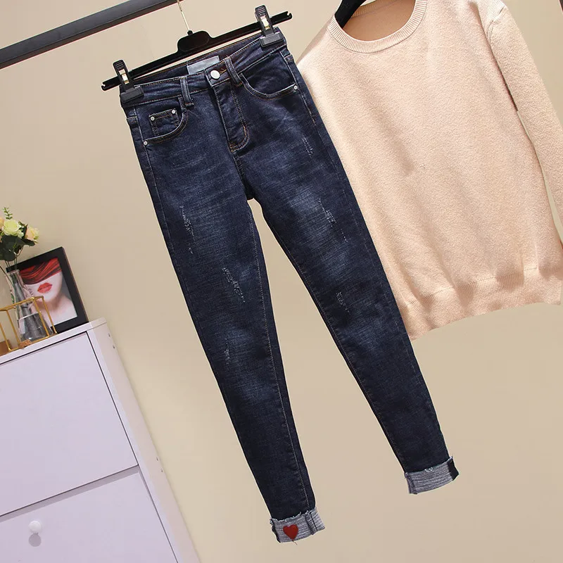XL-4XL Plus Size Slim Jeans For Women Skinny High Waist Jeans Elasticity Blue Denim Pencil Pants Waist Appliques Jeans Feminina
XL-4XL Plus Size Slim Jeans For Women Skinny High Waist Jeans Elasticity Blue Denim Pencil Pants Waist Appliques Jeans Feminina