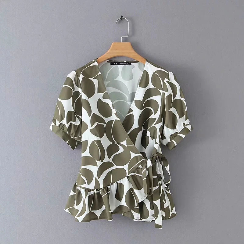 Women Geometric Printing V Neck Cross Shirt Leisure Female Short Sleeve Blouse 2019 Summer Lady Loose Tops S5960
Women Geometric Printing V Neck Cross Shirt Leisure Female Short Sleeve Blouse 2019 Summer Lady Loose Tops S5960