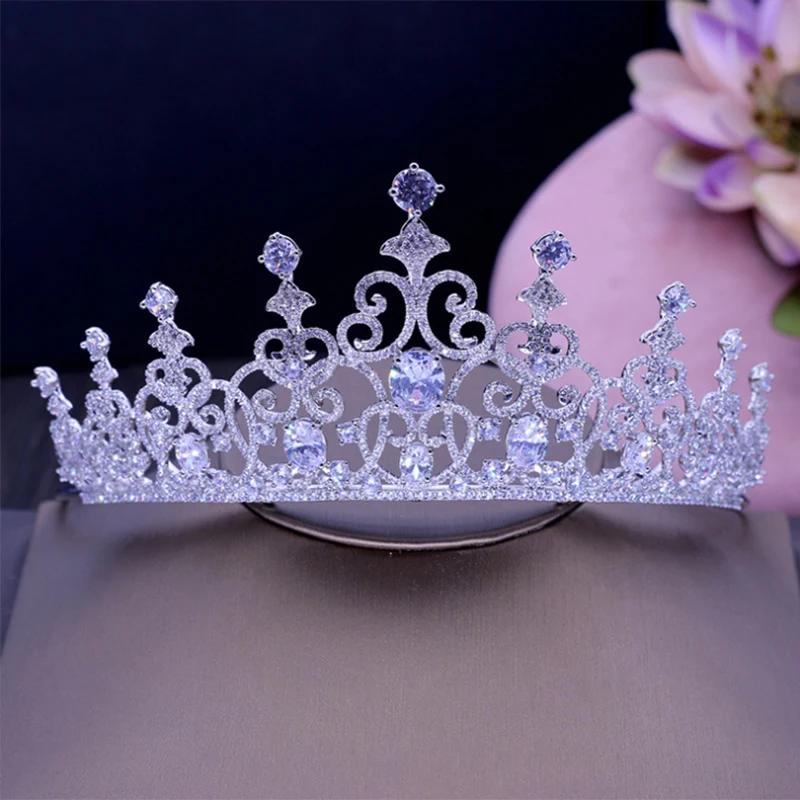 AAA CZ Bridal Wedding Tiara Crown Hair Accessories Jewelry Birthday Party Crown Headpiece HG1189
AAA CZ Bridal Wedding Tiara Crown Hair Accessories Jewelry Birthday Party Crown Headpiece HG1189