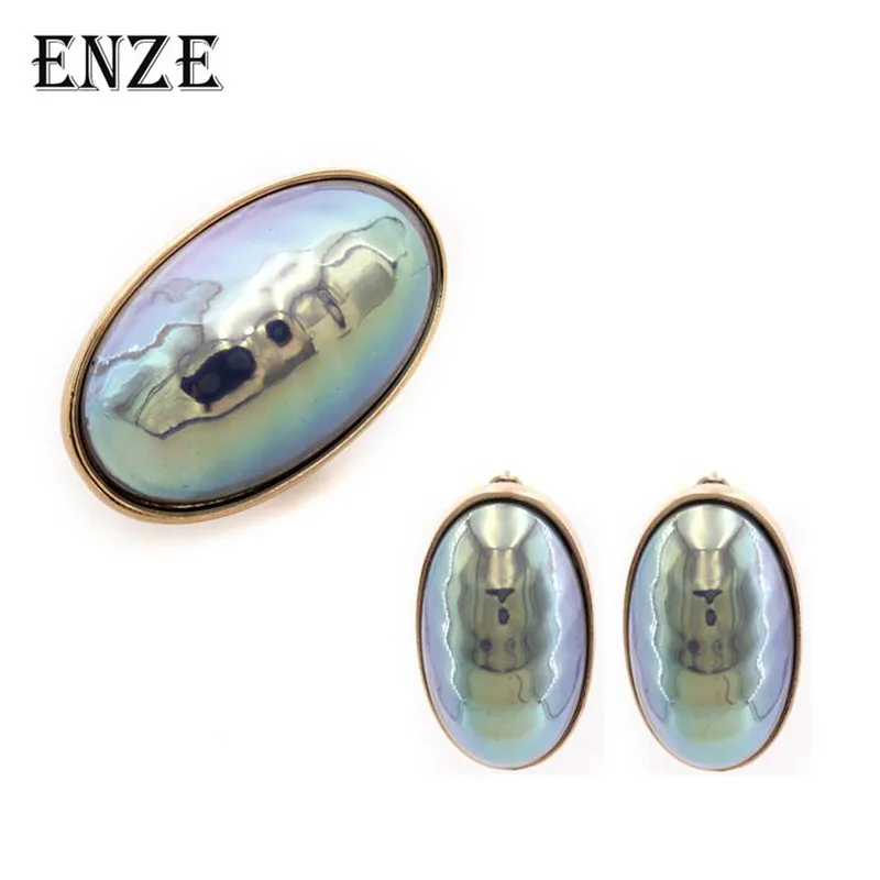 ENZE Women's Jewelry European and American new artificial imitation pearl shell oval exaggerated earrings
ENZE Women's Jewelry European and American new artificial imitation pearl shell oval exaggerated earrings