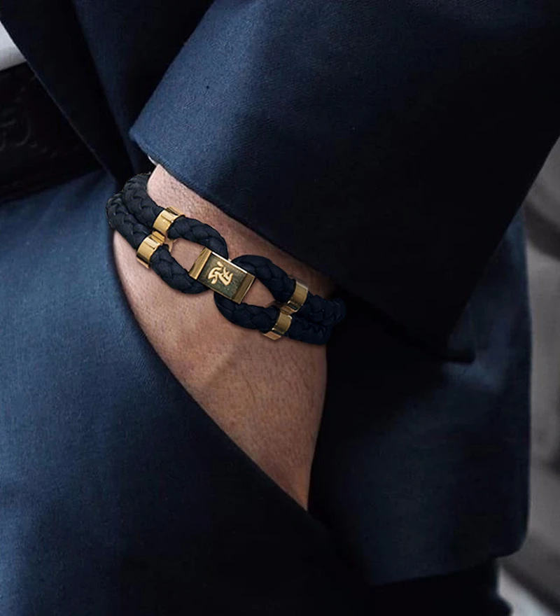 Mens Leather Bracelet Black and Braid Double Wrap Stainless Steel Magnetic Clasp Wristband 
Mens Leather Bracelet Black and Braid Double Wrap Stainless Steel Magnetic Clasp Wristband