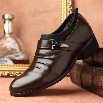 GOXPACER Spring Autumn 2018 Pointed Toe Shoes Men Genuine Leather Metal Buckle Business Shoes Men Flats Single Wrinkle Fashion
GOXPACER Spring Autumn 2018 Pointed Toe Shoes Men Genuine Leather Metal Buckle Business Shoes Men Flats Single Wrinkle Fashion