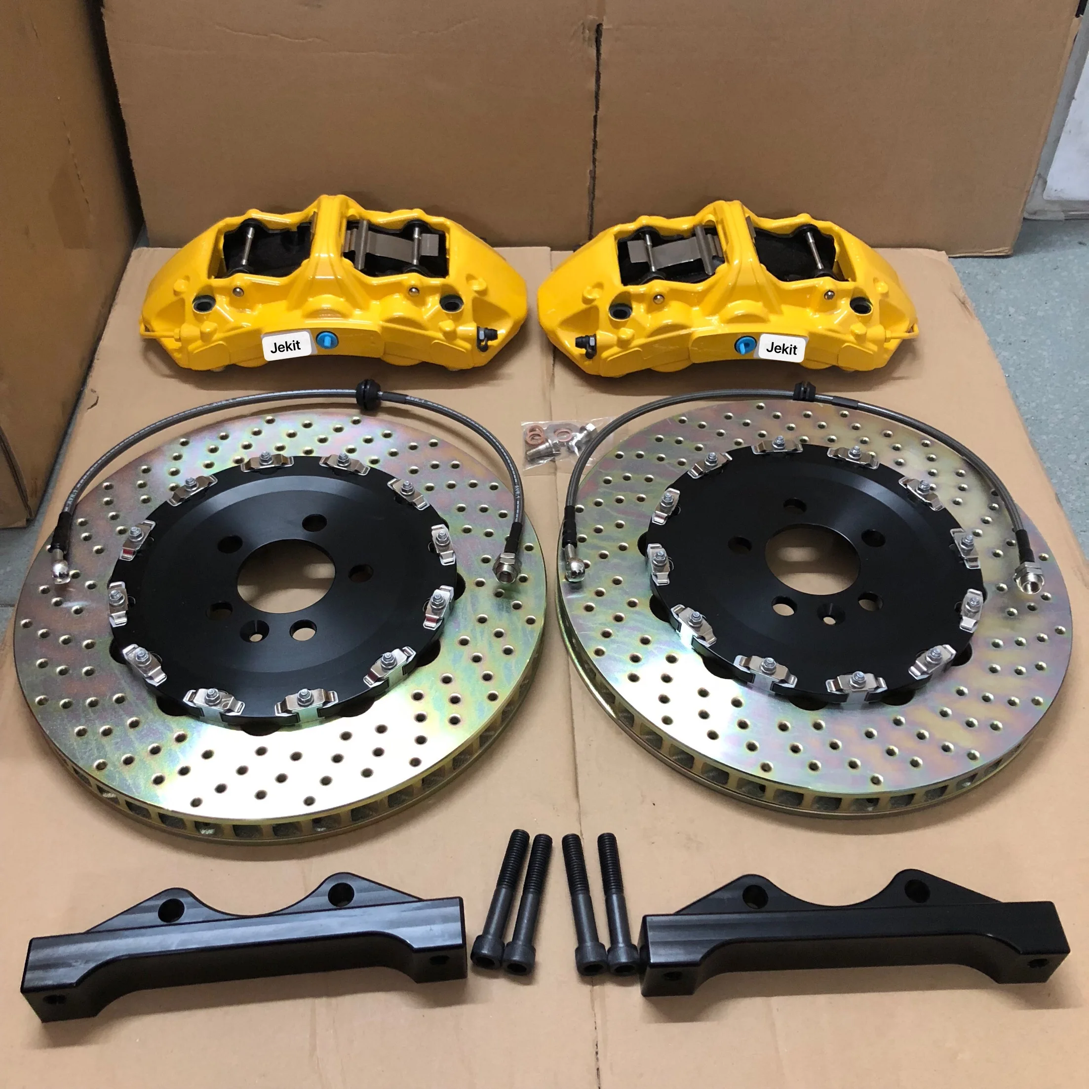 Jekit car brake 6 pots big brake kit in 380*34mm for model bMW M3 e92 year 2008 front wheel rim 20''
Jekit car brake 6 pots big brake kit in 380*34mm for model bMW M3 e92 year 2008 front wheel rim 20''