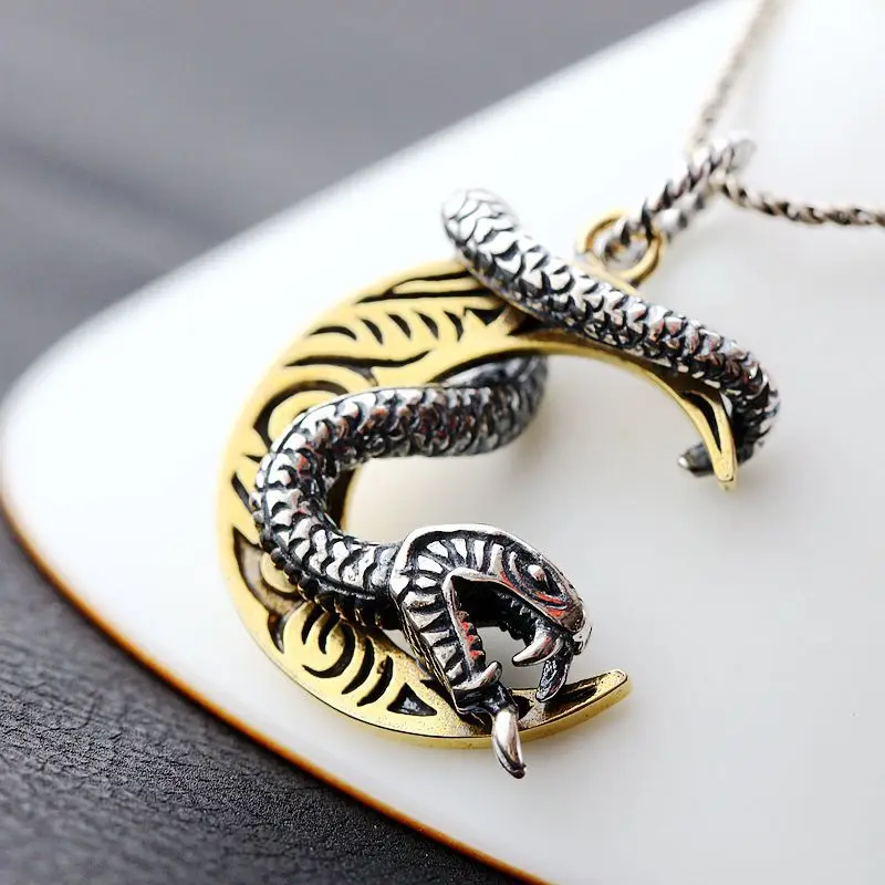 925 sterling silver accessories little dragon naga Thai silver pendant punk silver pendant
925 sterling silver accessories little dragon naga Thai silver pendant punk silver pendant