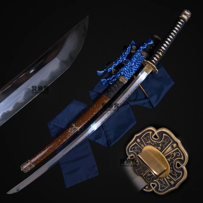High-quality goods Katana Handmade Fold steel Chinese sword Kill bill samurai sword Full Tang Cut the bamboo very Sharp
High-quality goods Katana Handmade Fold steel Chinese sword Kill bill samurai sword Full Tang Cut the bamboo very Sharp