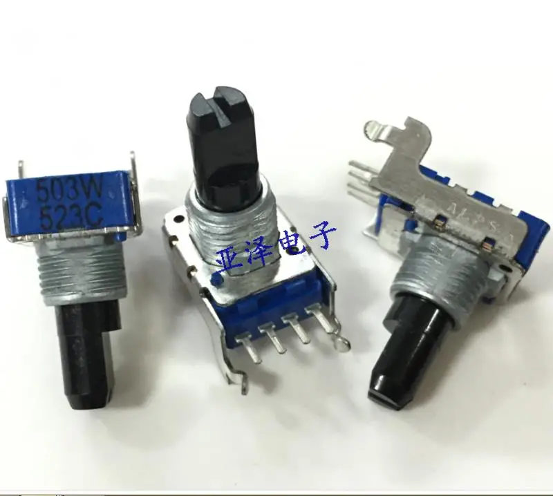 1pcs/lot Japanese ALPS alpine RK11 type 4 foot potentiometer vertical W50K with mid shaft length 15MM
1pcs/lot Japanese ALPS alpine RK11 type 4 foot potentiometer vertical W50K with mid shaft length 15MM