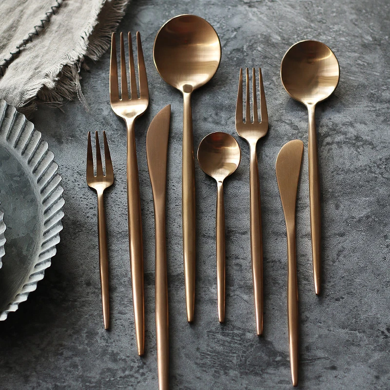 Rose Gold Cutlery 1810 Stainless Steel Frost Gold Tableware Dinnerware Set Dinner Knives Forks S poons Set Picnic Dinner Sets
Rose Gold Cutlery 1810 Stainless Steel Frost Gold Tableware Dinnerware Set Dinner Knives Forks S poons Set Picnic Dinner Sets