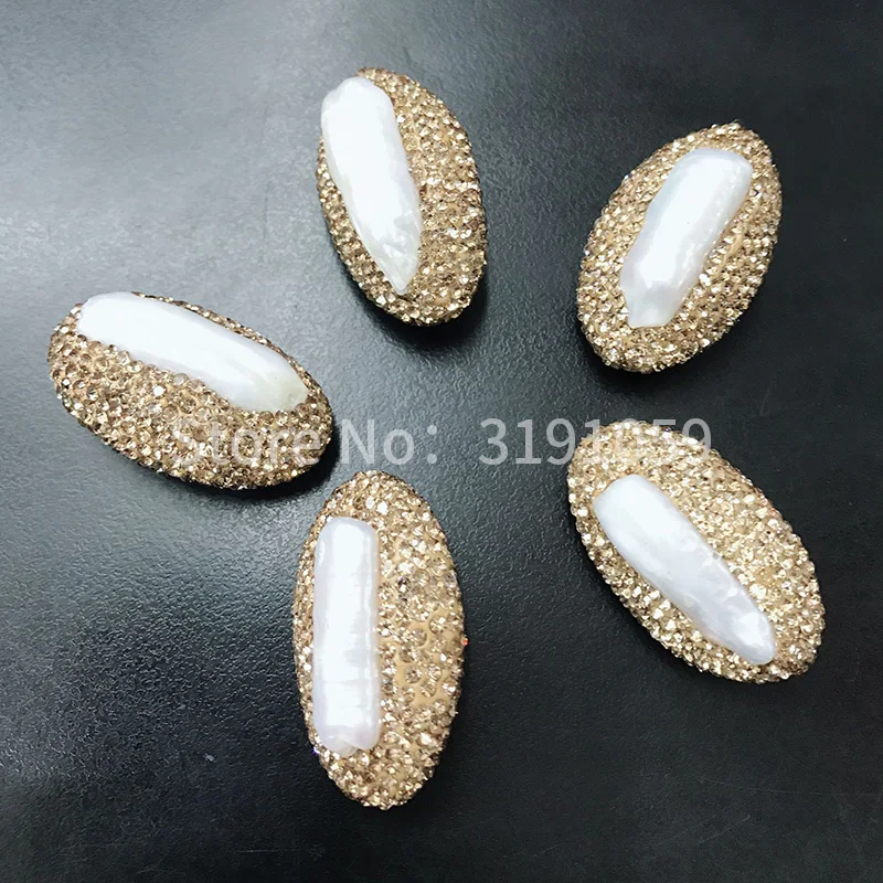 In 2018, fashionable Europe and America exquisite luxury temperament elliptical pearl ornament
In 2018, fashionable Europe and America exquisite luxury temperament elliptical pearl ornament