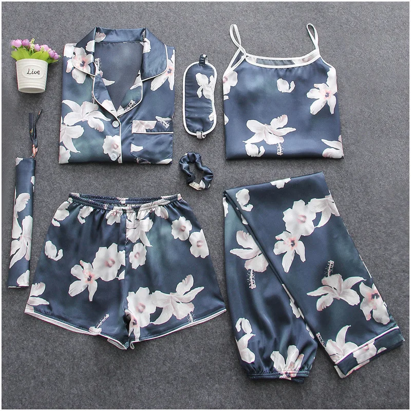 Plus Size Summer Sexy Satin Silk Women Pajamas Set 2018 Autumn Lingerie Sleepwear 7Pcs Female Shirt Shorts Striped Pijama mujer
Plus Size Summer Sexy Satin Silk Women Pajamas Set 2018 Autumn Lingerie Sleepwear 7Pcs Female Shirt Shorts Striped Pijama mujer