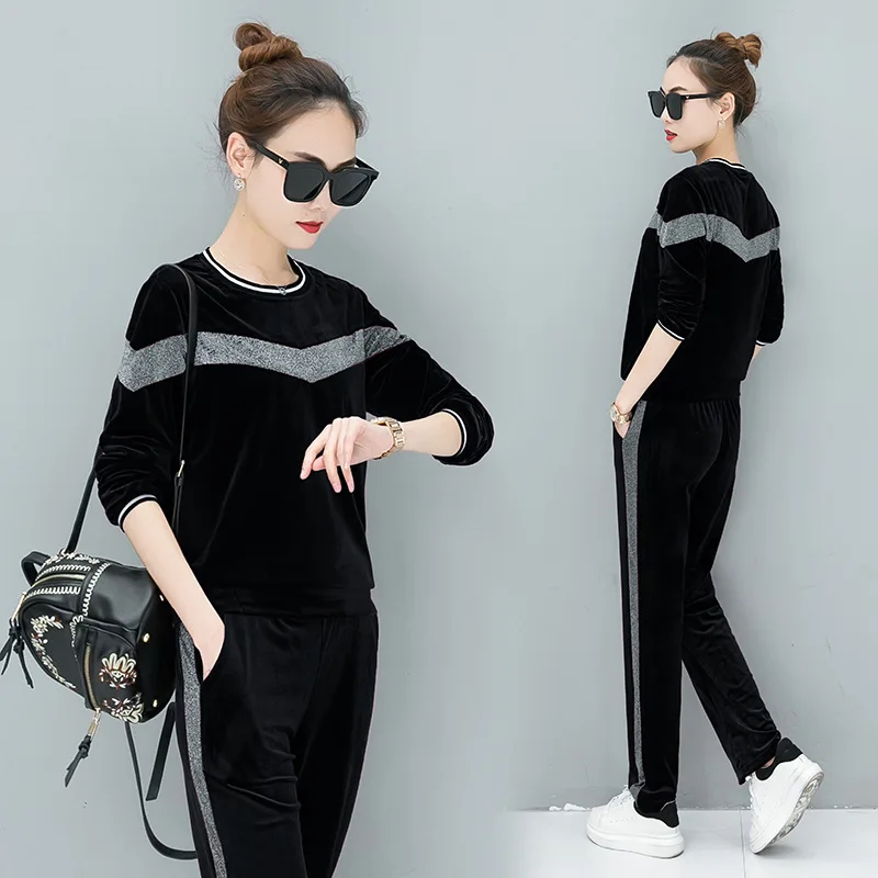 Gold velvet suit female 2018 spring and autumn new fashion loose large size casual sportswear two sets T38
Gold velvet suit female 2018 spring and autumn new fashion loose large size casual sportswear two sets T38