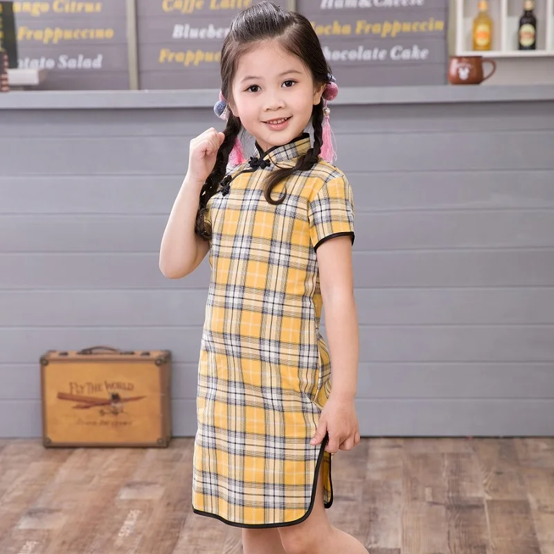 Chinese Style Baby Girls Dress Plaid Vintage Cheongsam Kids Cotton Short Sleeve Dresses Party Costume Children Clothes
Chinese Style Baby Girls Dress Plaid Vintage Cheongsam Kids Cotton Short Sleeve Dresses Party Costume Children Clothes