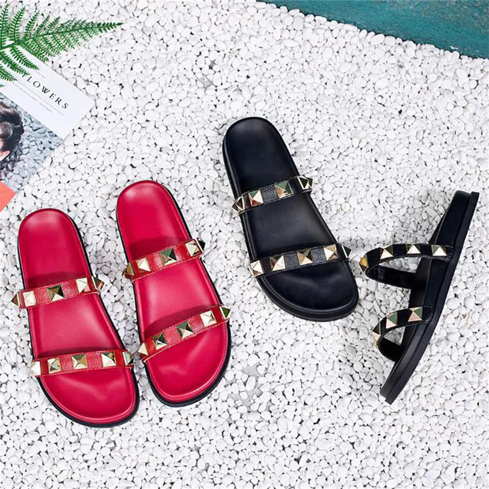 Rivet slippers high quality beautiful rivet decoration open toe comfortable flat sandals fashion summer women's slippers
Rivet slippers high quality beautiful rivet decoration open toe comfortable flat sandals fashion summer women's slippers